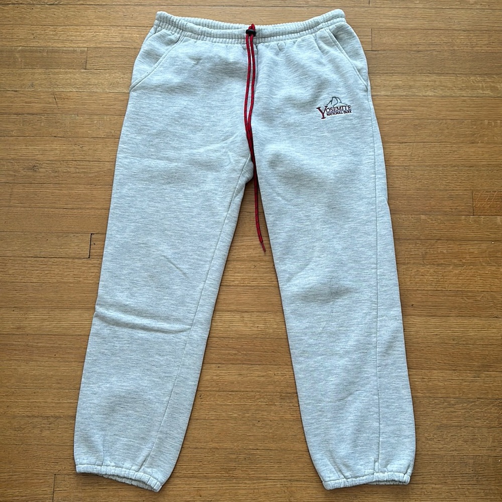 Vintage Yosemite sweat pants 90s embroidered half dome S